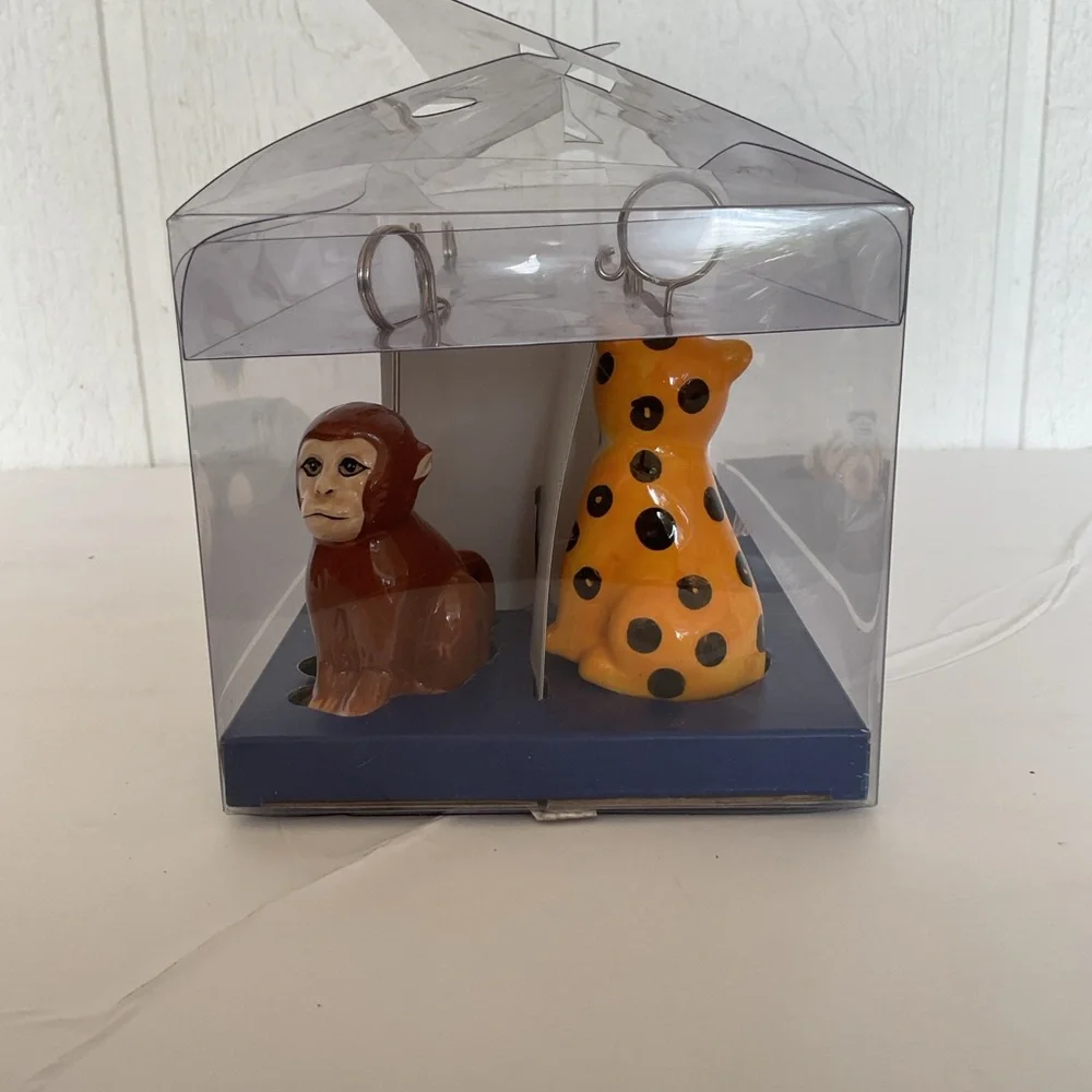 Pier 1 Exotic Safari Ceramic Place Card Holders NWT